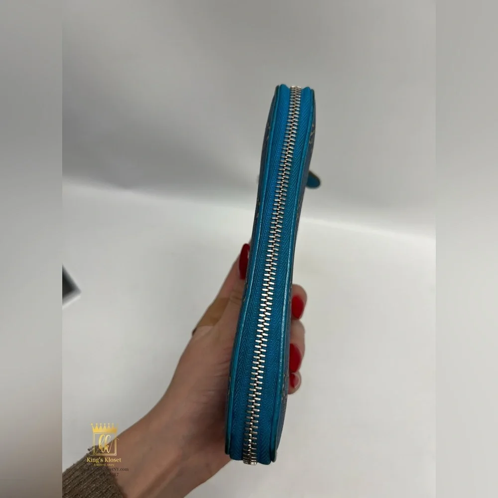 Christian Dior zip around Wallet